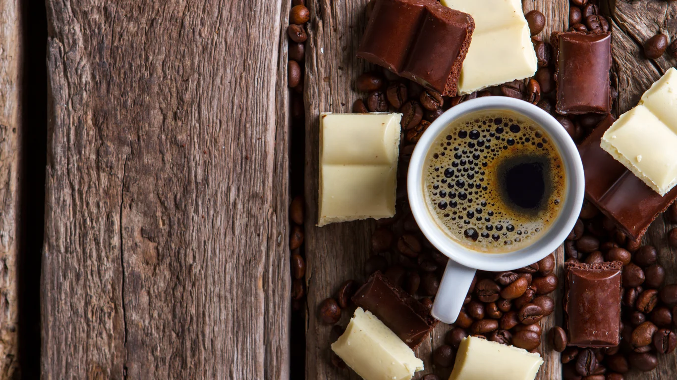 Panama specialty coffee - Coffee Dark Chocolate And White Chocolate On Woo